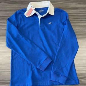 Size Medium BNWT Vineyard Vines VV boys Blue Shirt